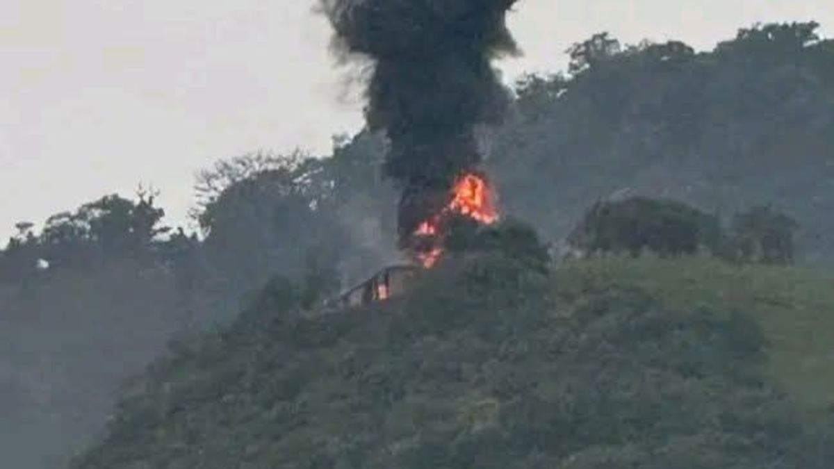 Nueve heridos, cuatro de ellos en estado crítico, por explosión de almacén clandestino de combustible

 – Tinta clara