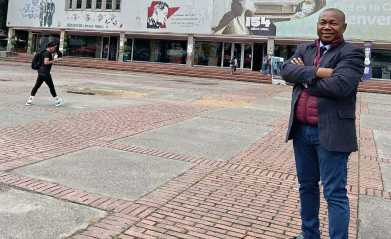 Exfutbolista del Pacífico busca abrirse camino en el escenario nacional, luego de una carrera académica en el mundo de la economía

 – Tinta clara