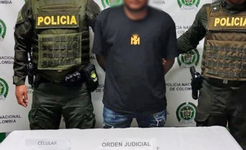 Extorsión coordinada a mineros y comerciantes.

 – Tinta clara