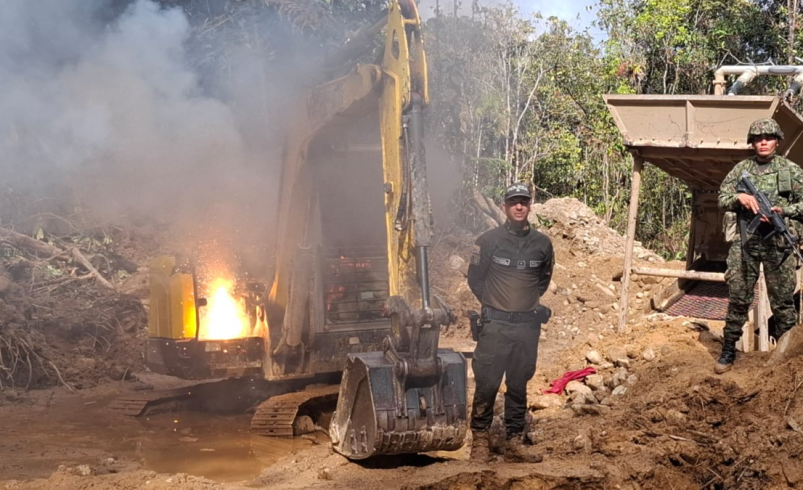 Operativo contra minería ilegal dejó 10 capturados en San Carlos

 – Tinta clara