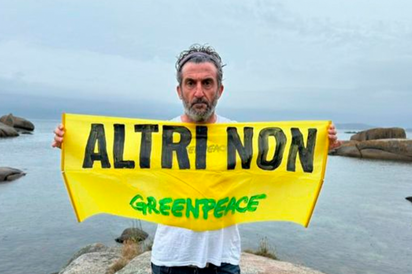 El megaplante de Altri ha causado una gran respuesta social en Galicia. Y ahora el gobierno le ha dado la estocada

 – Tinta clara