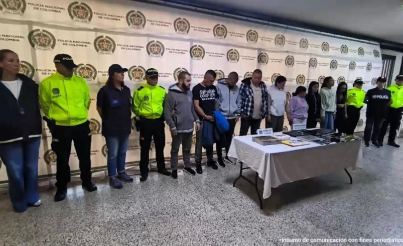 Cae red internacional de trata de personas que reclutaba mujeres en Medellín y Cali con ofertas laborales falsas para explotarlas sexualmente en Europa

 – Tinta clara