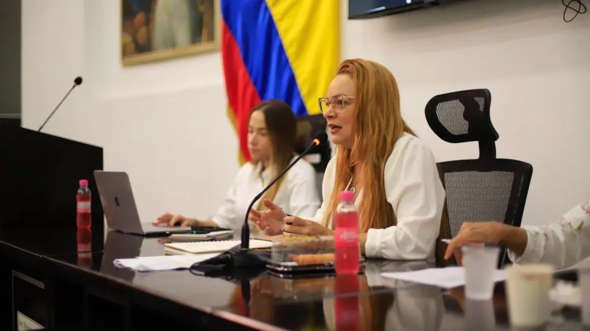 Diputado del Atlántico propone cartel de recompensa para captar feminicidios ante alarmante aumento de casos en el departamento

 – Tinta clara