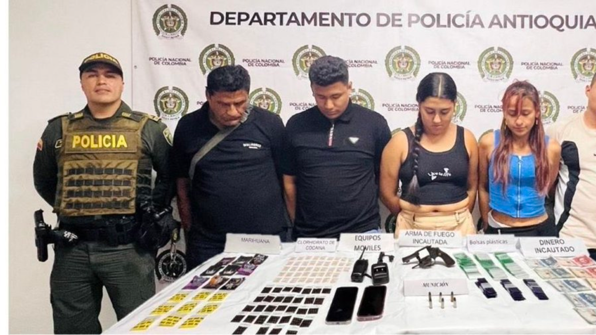 Estos son los antecedentes penales del presunto integrante de uno de los grupos armados más poderosos de Medellín y otras zonas del país.

 – Tinta clara
