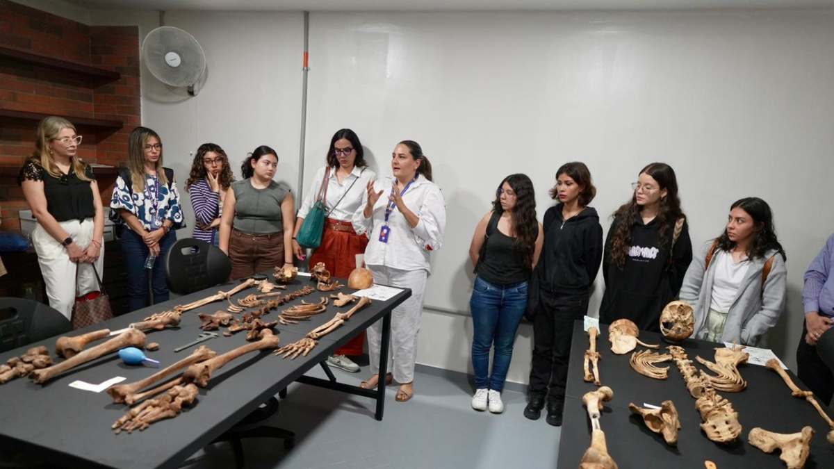 Nuevo Centro Forense acelerará la identificación de 482 desaparecidos del conflicto armado, está ubicado en Santander y es el tercero en Colombia

 – Tinta clara