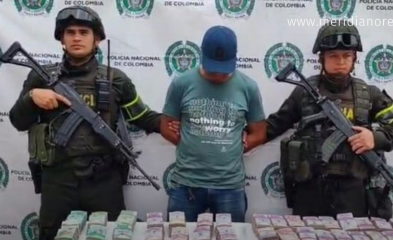 Quedó escondido en el doble fondo del piso de un camión volquete en Rosas, Cauca

 – Tinta clara