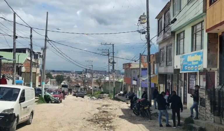 Riña dejó a varios heridos con un arma blanca y desató el miedo en la capilla, 

 – Tinta clara