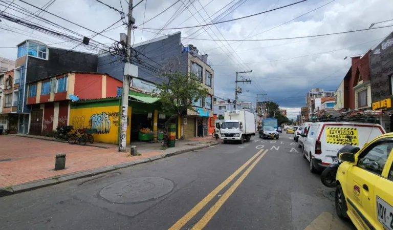 Crimen a balazos en el fruver del barrio Gilmar – EXTRA

 – Tinta clara