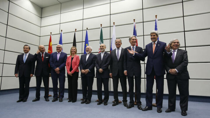 Irán pone fin al acuerdo nuclear de 2015 y reaviva la tensión internacional – EXTRA

 – Tinta clara