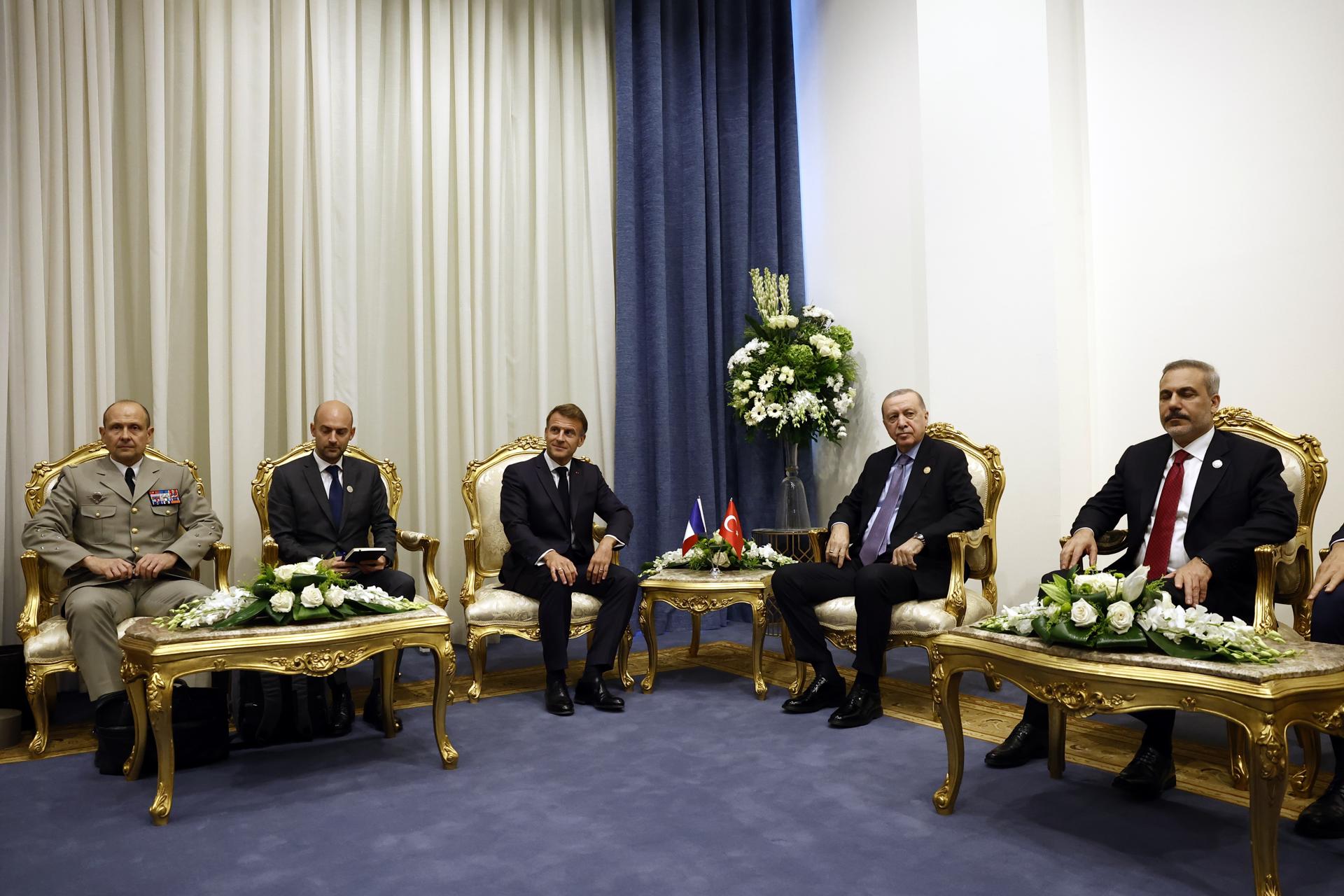 Egipto inicia la cumbre de paz en Gaza con presencia de líderes internacionales – EXTRA

 – Tinta clara
