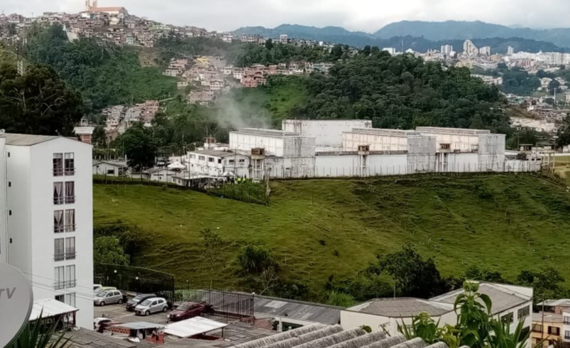 la historia de Alexander, quien ahora cumple su condena como hombre en el centro de detención de Manizales

 – Tinta clara