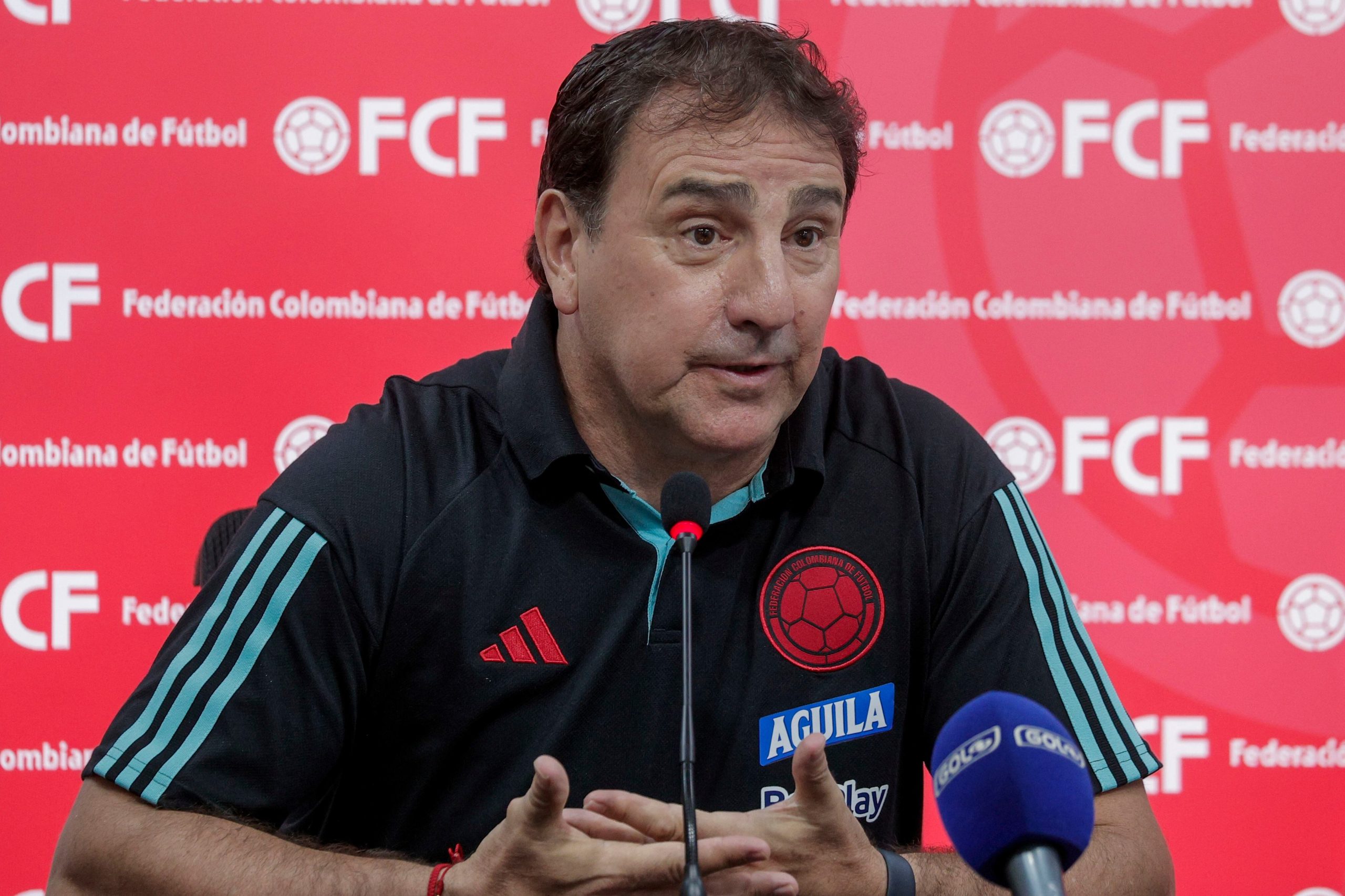 “Nadie tiene un puesto asegurado”: ​​Néstor Lorenzo envía un mensaje claro rumbo al Mundial 2026 – EXTRA

 – Tinta clara