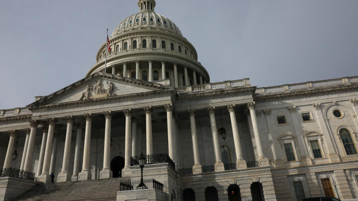 Posible cierre parcial del gobierno de los Estados Unidos.

 – Tinta clara