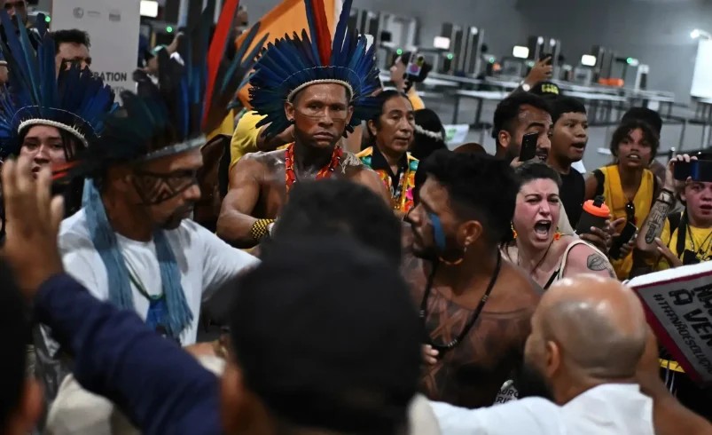 Protesta indígena paraliza el ingreso a la cumbre COP30 en Brasil – EXTRA

 – Tinta clara