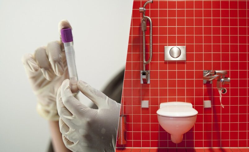 Hace años, los trasplantes de microbiota parecían sacados de la ciencia ficción. Hoy ya están curando enfermedades.

 – Tinta clara