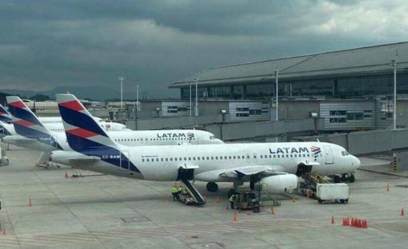 Latam Airlines Colombia anunció que cancelará solo un vuelo de regreso debido al software de Airbus

 – Tinta clara