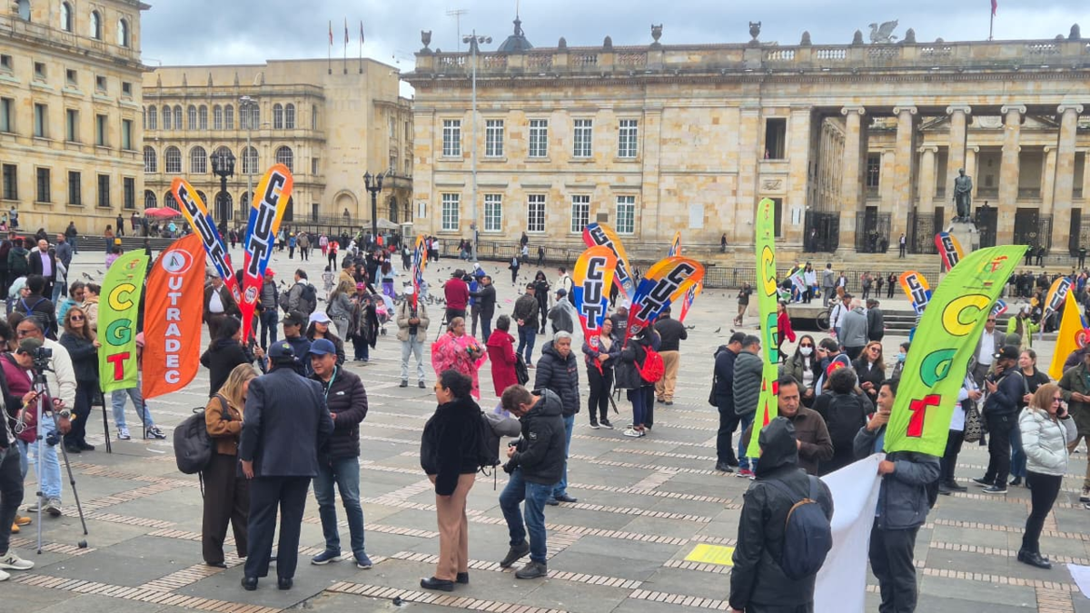 Para el salario mínimo de 2026, CUT propondrá un aumento de al menos 10% y llegarán unidos a la mesa de negociación

 – Tinta clara