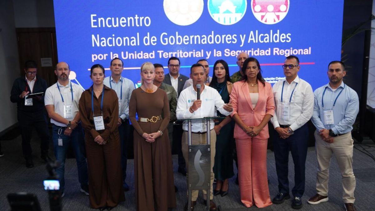 Gobernadores del Caribe piden al Gobierno Nacional tramitar de urgencia ante el Congreso el proyecto que convierte el RAP en Región Territorial

 – Tinta clara