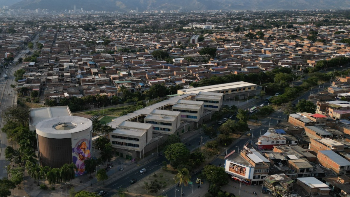 ya existen programas académicos; donde se ofrecen?

 – Tinta clara