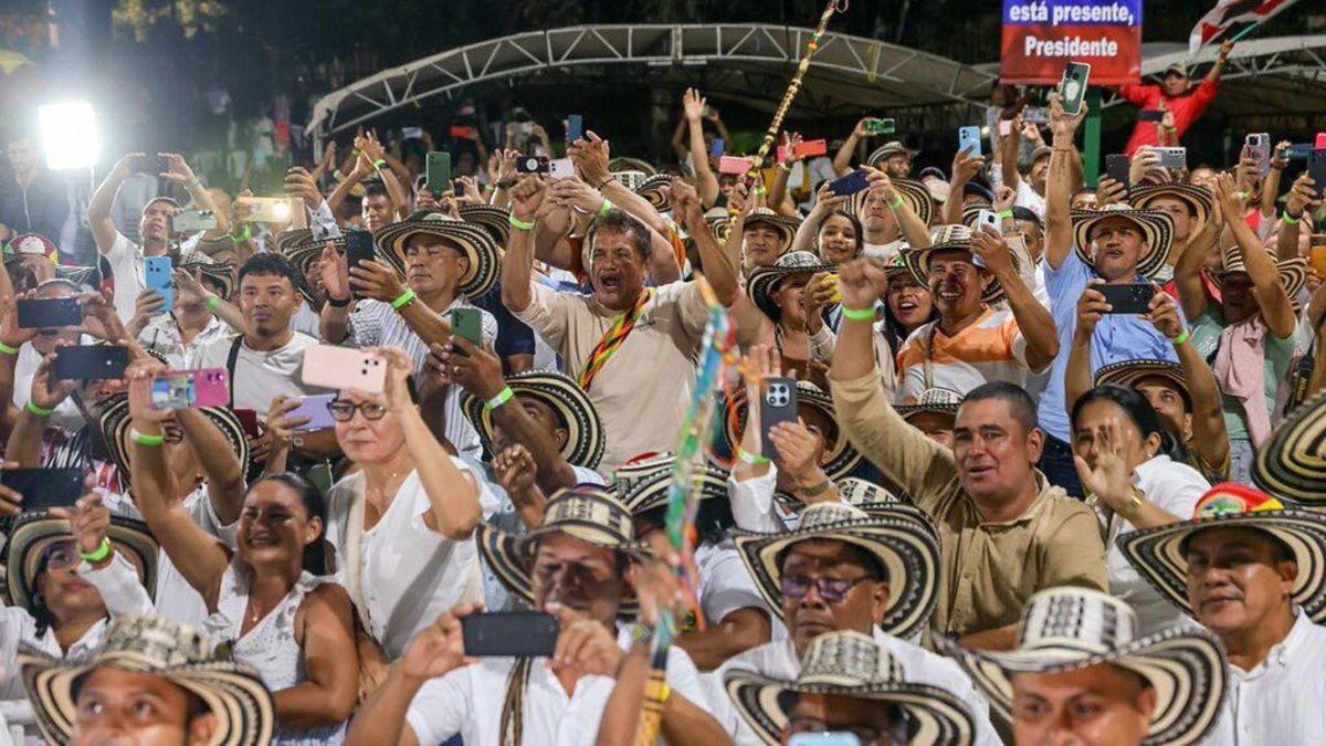 Presidente Petro entregó 466 hectáreas al pueblo indígena Zenú en San Andrés de Sotavento, Córdoba

 – Tinta clara