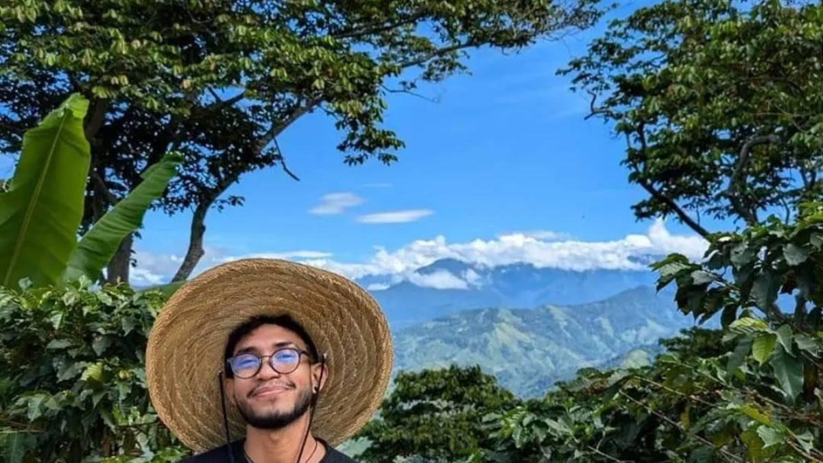 Nilson De Arco, líder social y defensor de derechos humanos en Soledad, muere tras sobrevivir más de tres meses a un ataque armado

 – Tinta clara