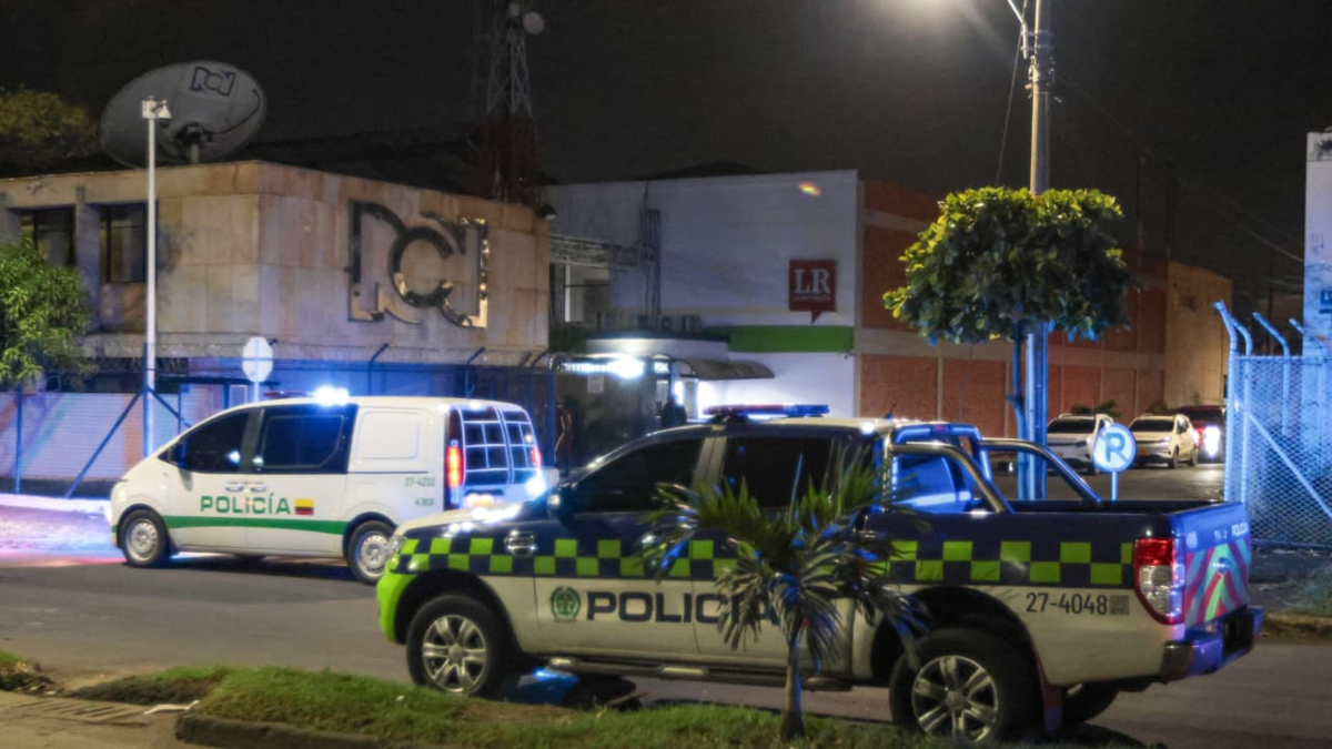 Dispositivo detona frente a edificio en el barrio Industrial Los Mangos

 – Tinta clara