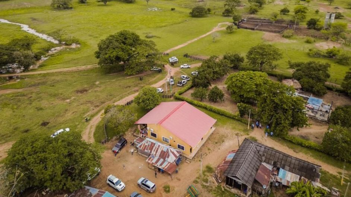 Corte Suprema de Justicia falló a favor de las comunidades campesinas del Cesar y les otorgó la finca ‘La América’, antiguo bastión paramilitar

 – Tinta clara