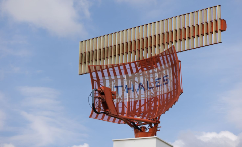 Incorporan nuevos radares en la estación Picacho para mejorar la vigilancia de la terminal aérea de Bucaramanga

 – Tinta clara