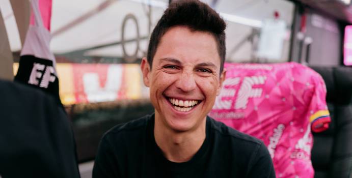 Los logros de Esteban Chaves

 – Tinta clara