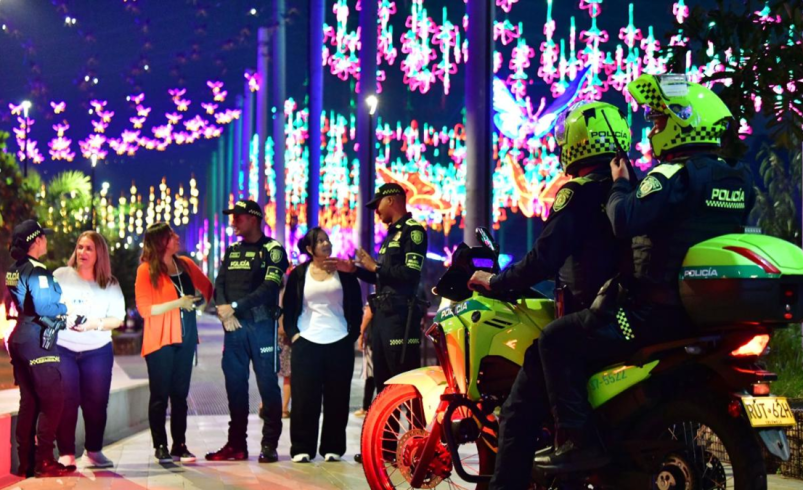 Habrá más de 1.200 uniformados para garantizar la seguridad durante Navidad y fin de año

 – Tinta clara