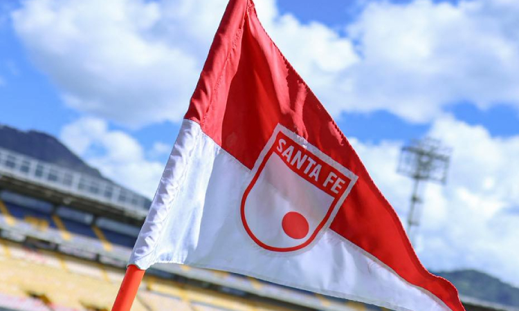 Las opciones de lateral derecho que tiene Santa Fe para 2026

 – Tinta clara