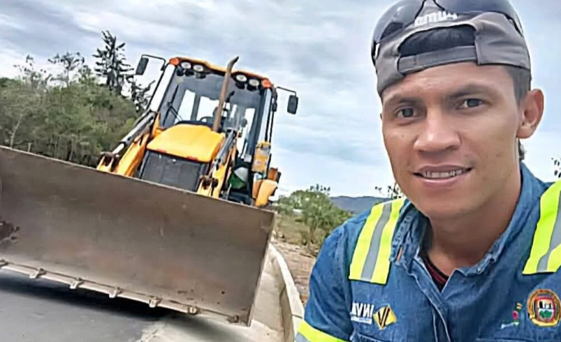 Trabajador murió luego de que una piedra le cayera encima mientras trabajaba y se produjera un deslizamiento de tierra, así se sabe

 – Tinta clara
