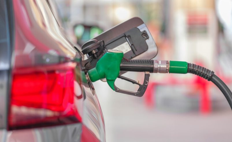 Los británicos se saltaron el impuesto al combustible y se pasaron a un coche eléctrico. La solución del Gobierno: crear otro impuesto

 – Tinta clara