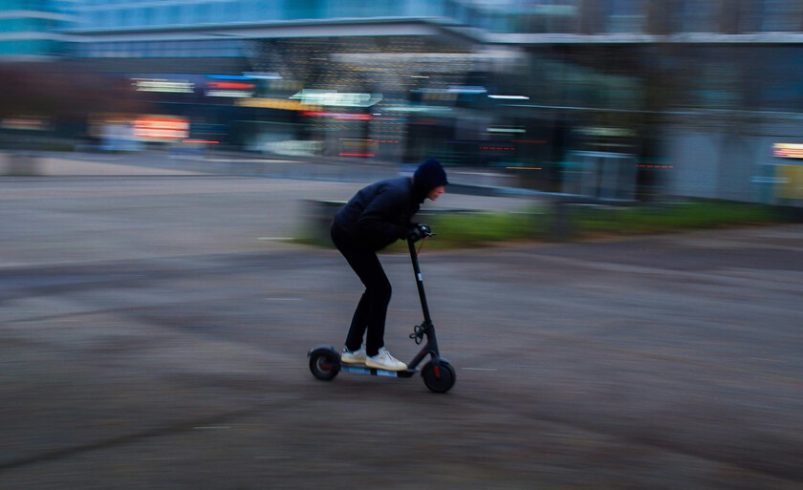 Estamos a 21 días de 2026. A 21 días de que nos multen si no tenemos seguro para nuestro patinete eléctrico

 – Tinta clara