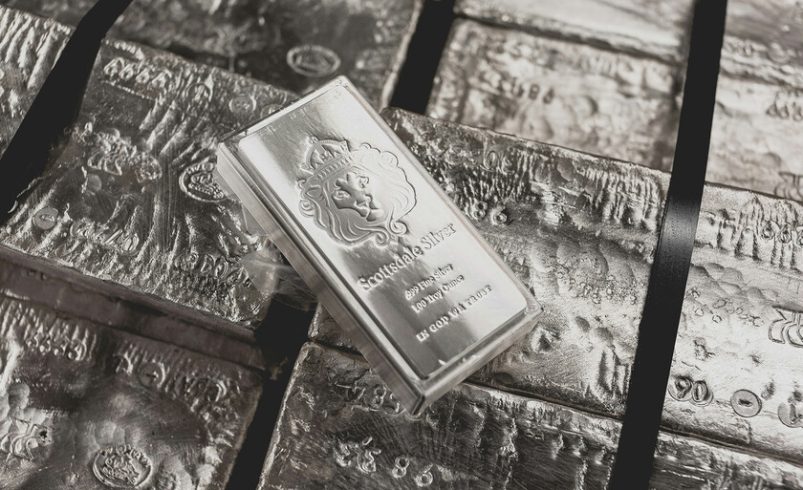 La plata es actualmente el metal más buscado y caro del planeta. Y el problema es que no hay suficiente

 – Tinta clara