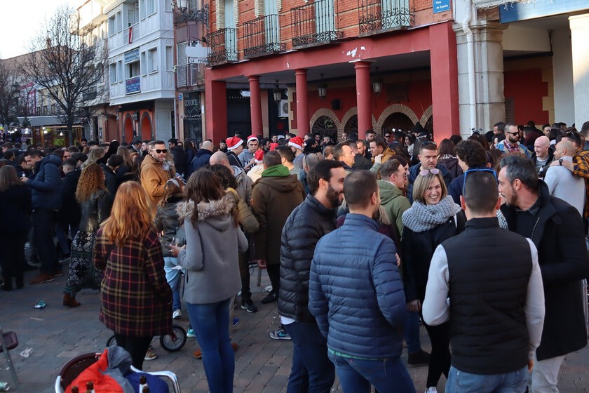 La gran revolución navideña en España no son los millones de luces LED: es el auge de «Tardebuena» y «Tardevieja»

 – Tinta clara