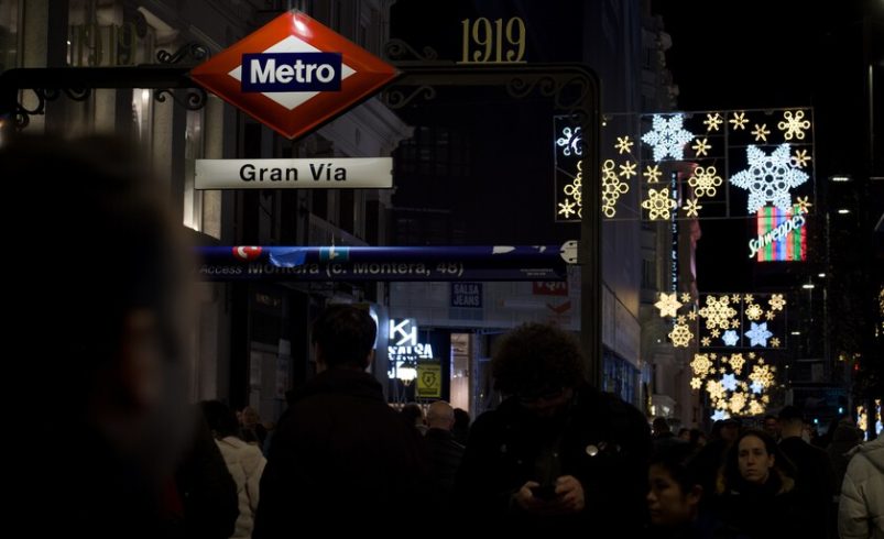 sigue conduciendo por la izquierda

 – Tinta clara