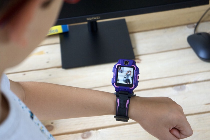 Imoo convirtió el reloj inteligente para niños en su propio género. Ahora todos los padres que lo compraron están estancados.

 – Tinta clara