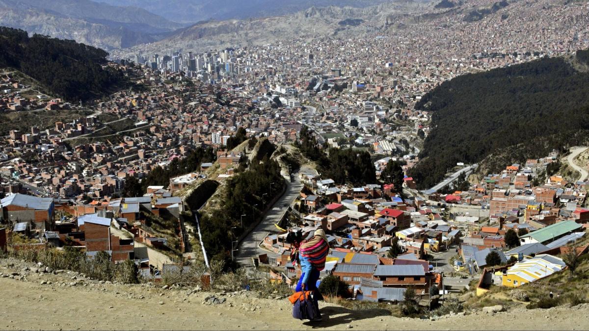 Colombia está reduciendo la pobreza energética, el Ministerio de Energía asegura que 265.886 viviendas abandonarán este estado en 2024.

 – Tinta clara