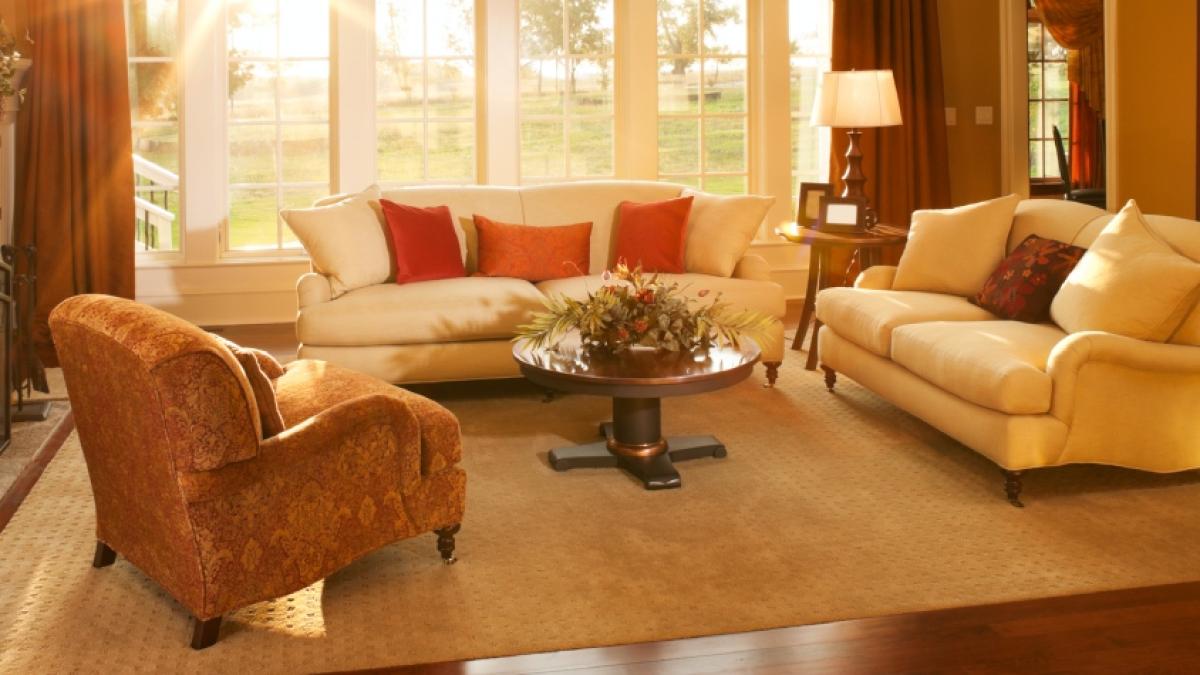 Proyecto de reglamento sobre prestación de servicios turísticos, pago de atrasos y motos en apartamentos

 – Tinta clara