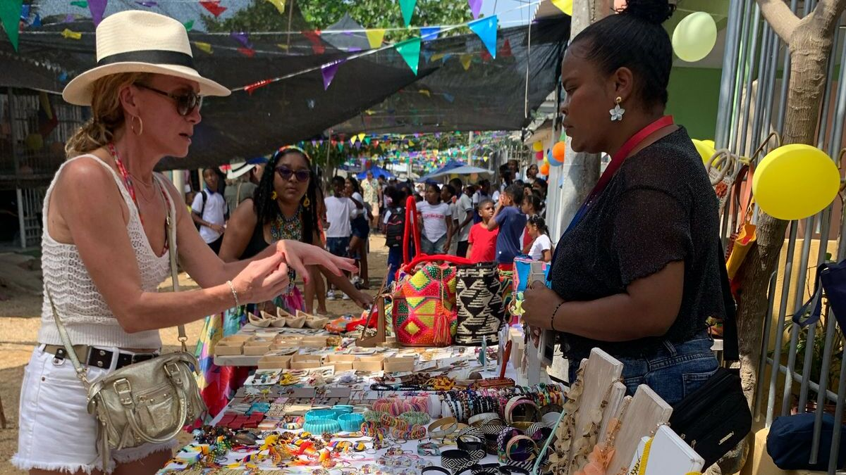 Se invirtieron $5.722 millones en tejido empresarial

 – Tinta clara