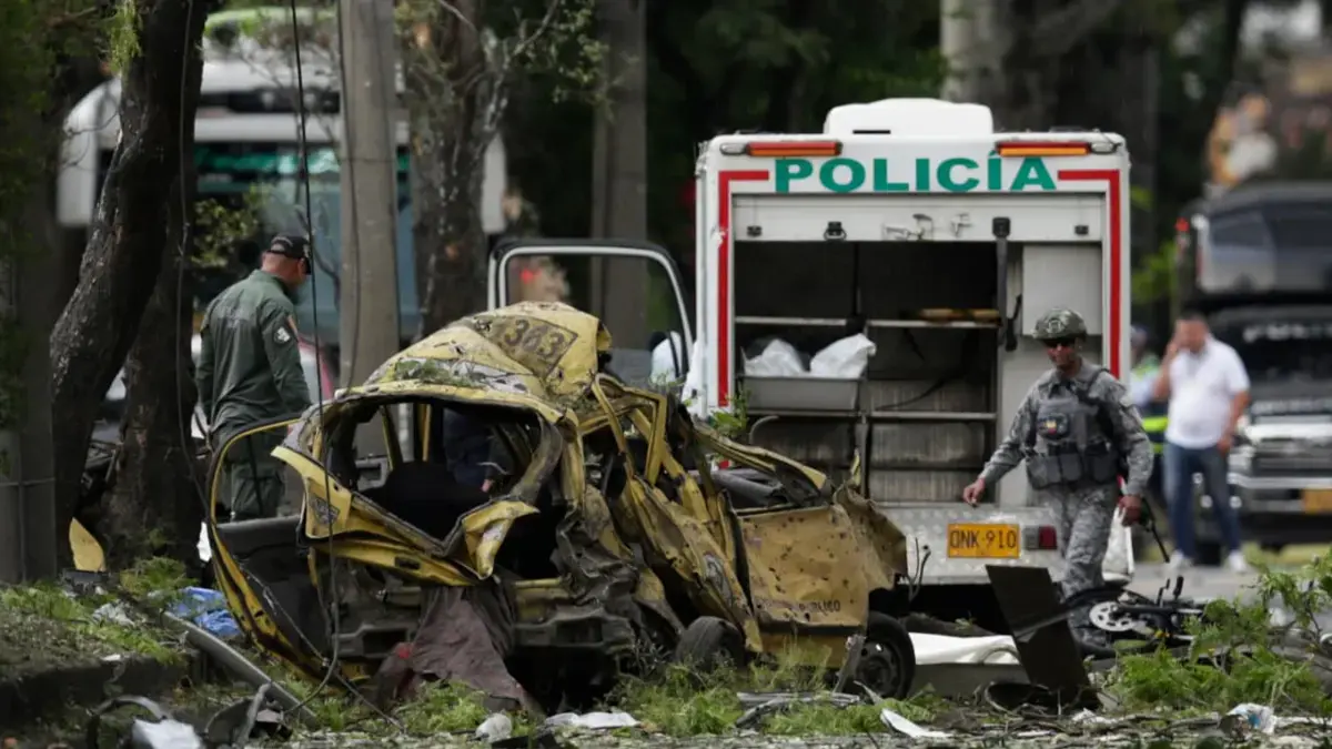 Aprueban exoneración total del pago de impuestos a 209 inmuebles afectados por ataques con motos y camión bomba este año, en Cali

 – Tinta clara