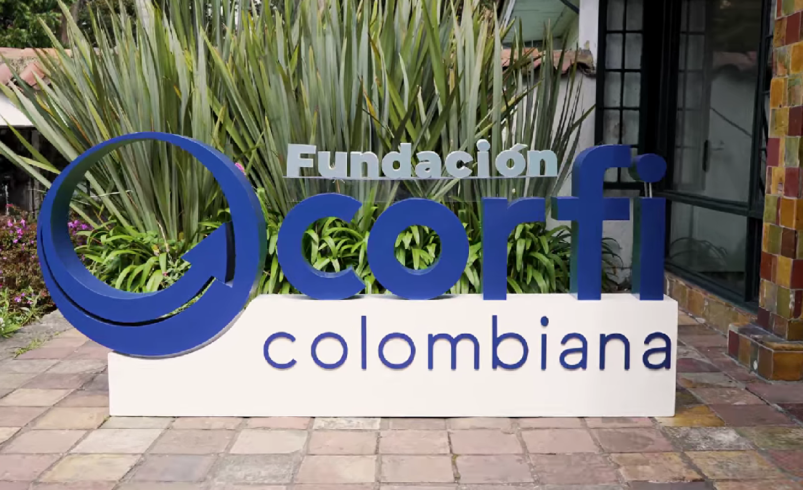 Corficolombiana lidera el ranking global de sostenibilidad en servicios financieros luego de recibir la calificación más alta del mundo por parte de S&P Global 2025.

 – Tinta clara