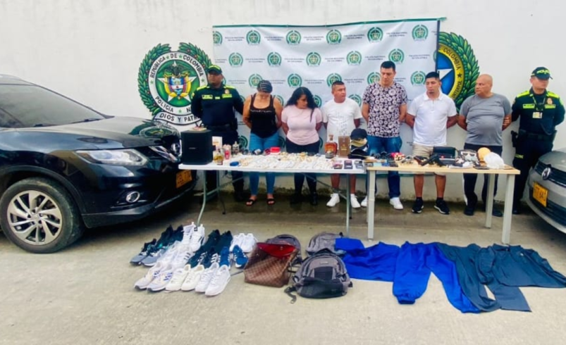 Habían robado más de $100 millones en joyas y dinero en Sincelejo, caminaban en Coveñas (Sucre) y fueron capturados: acumulaban 55 notas judiciales

 – Tinta clara