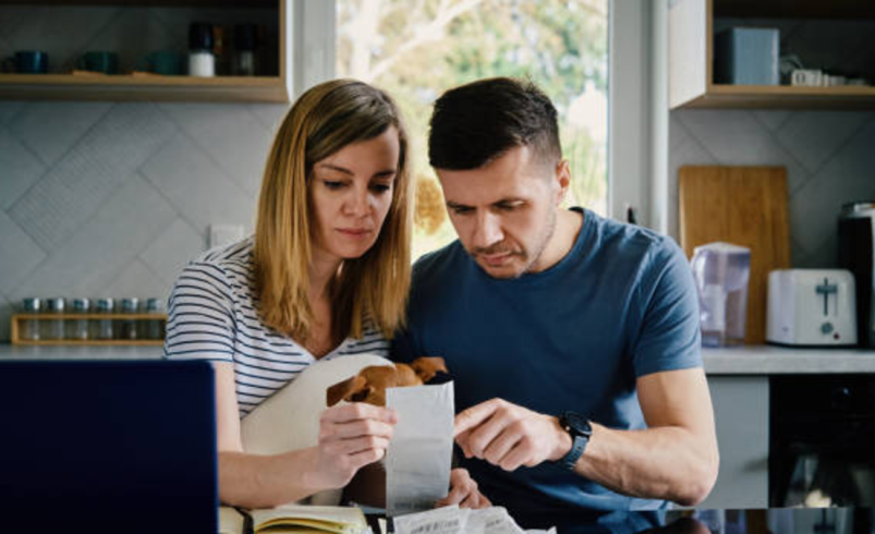 Consejos financieros para no ahogarse en deudas hasta enero de 2026

 – Tinta clara
