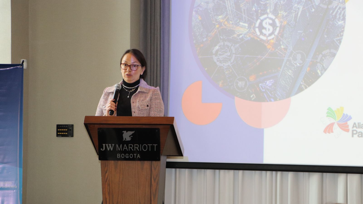 La directora de la URF renunció a su cargo por desavenencias con el Gobierno de Gustav Petar

 – Tinta clara