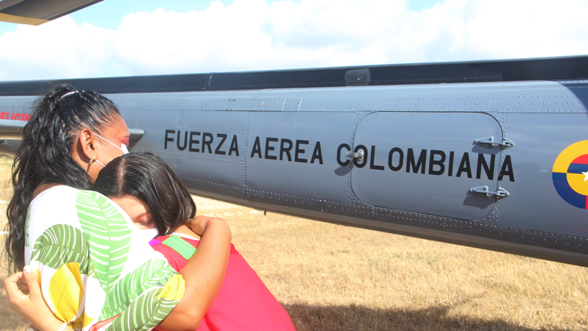 Dejó volar sus sueños en la Escuela de Aviación Militar de Cali

 – Tinta clara