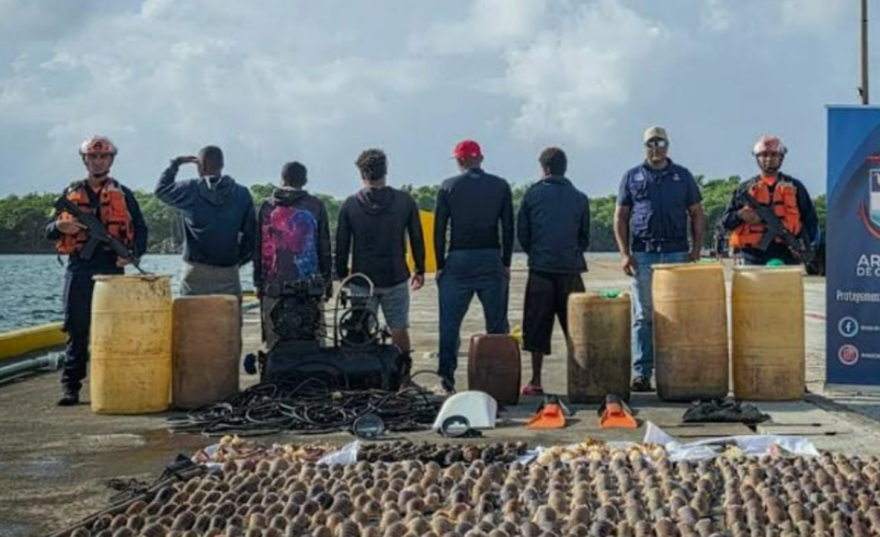 Armada de Colombia intercepta embarcación nicaragüense con más de 180 kilos de pesca ilegal en San Andrés

 – Tinta clara