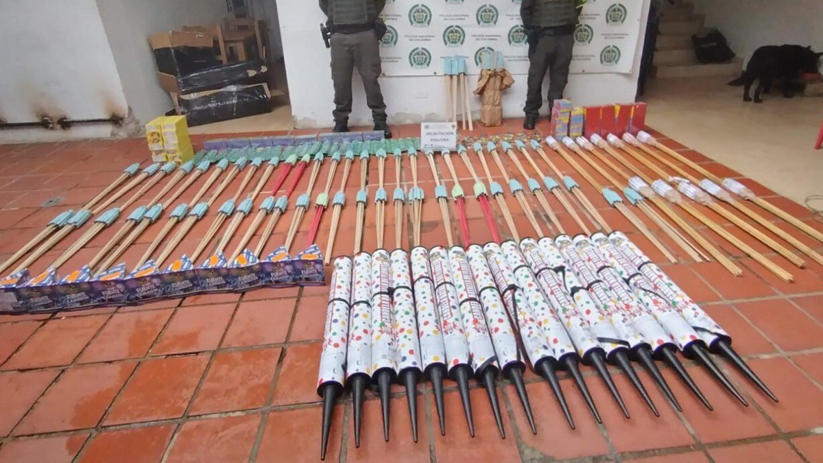 hacerlos pasar por paquetes es el principal medio de transporte

 – Tinta clara