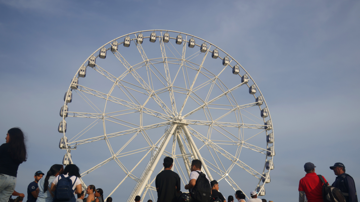 Barranquilla inauguró la ‘Luna del Río’, para vivir la Navidad desde las alturas

 – Tinta clara